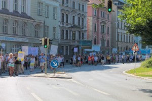 Ja zu 10 H